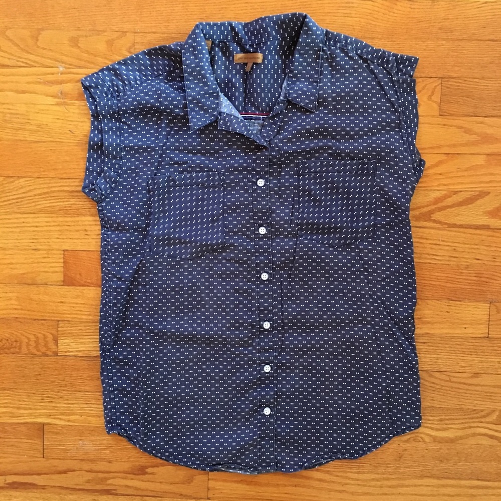 Jachs Girlfriend Chambray Top